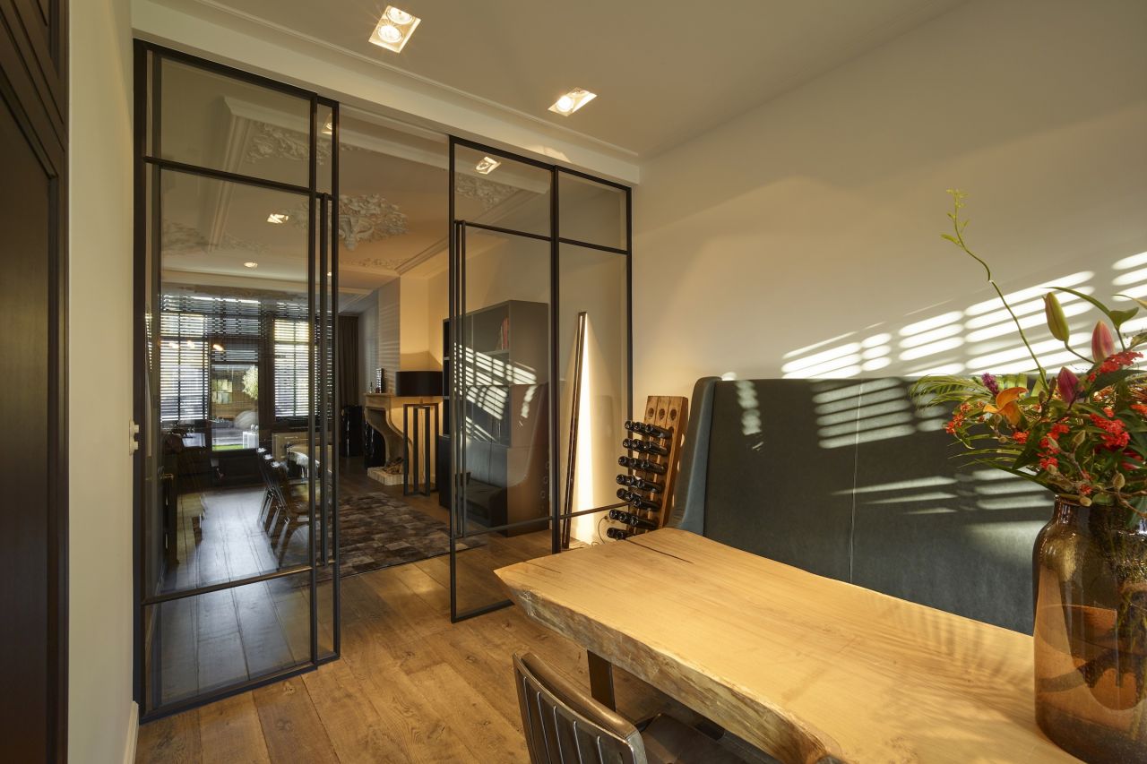 Afbeelding: Stalen Schuifdeuren - scheidt ruimtes met behoud van licht!